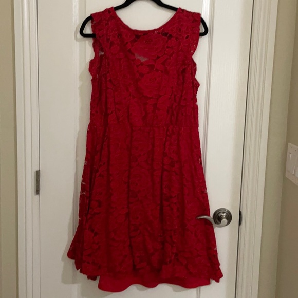 Sexy Red lace midi dress Lauren Conrad fully lined - Picture 5 of 5